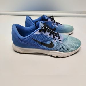NIKE TR7 Flex Training Sneakers